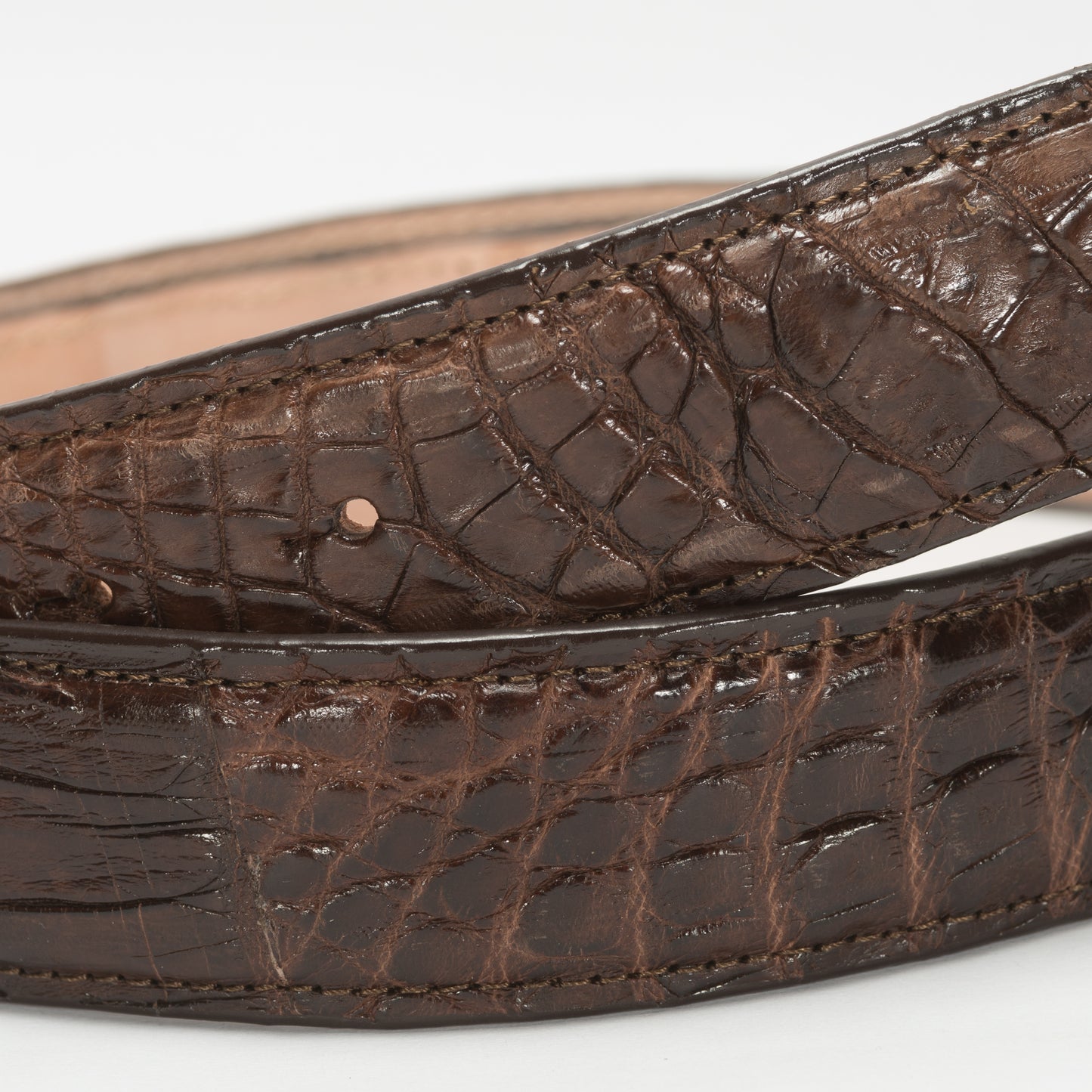 Cinturón Casual Caballero As Glam Piel Exótica Cocodrilo Premium Color Café Forro Bovino