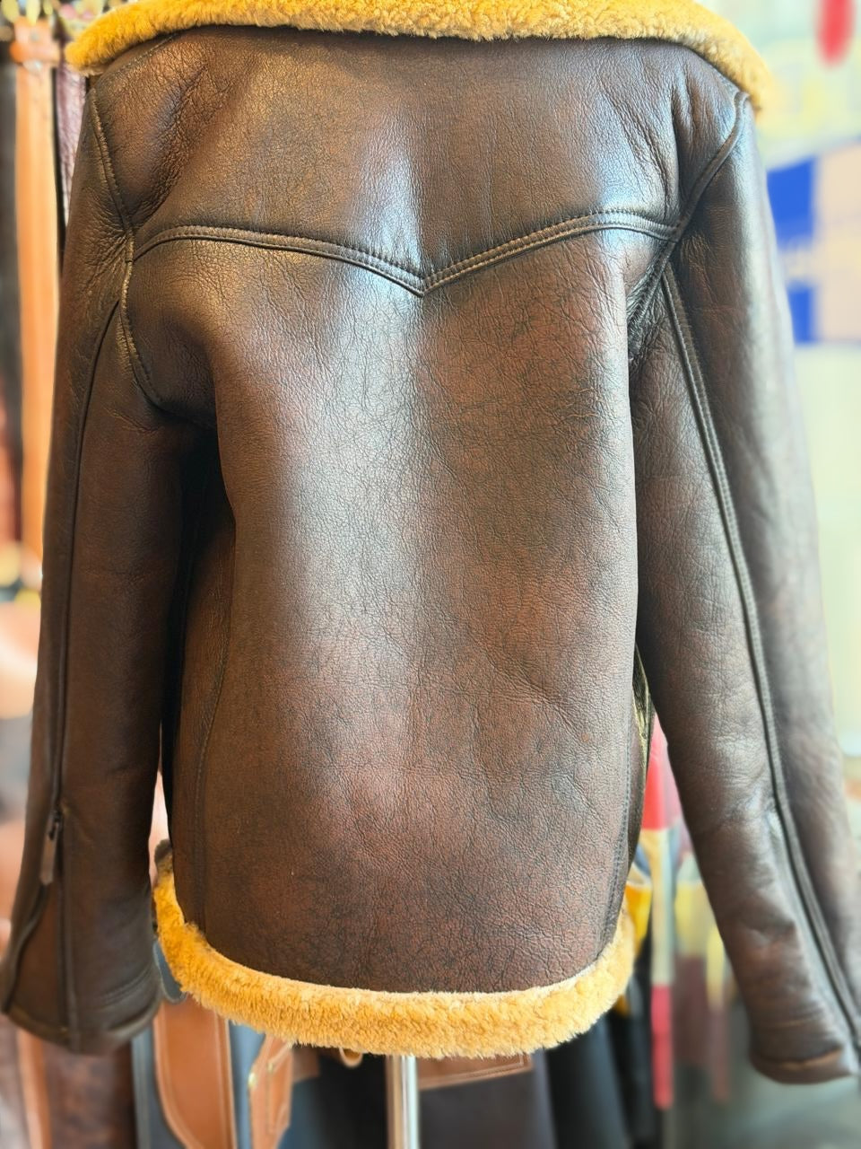 Chamarra para dama AS Glam en piel de borrego uruguayo (Tallas Extras)