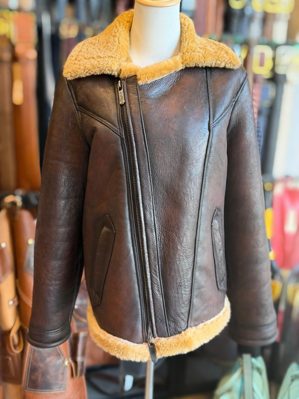 Chamarra para dama AS Glam en piel de borrego uruguayo (Tallas Extras)