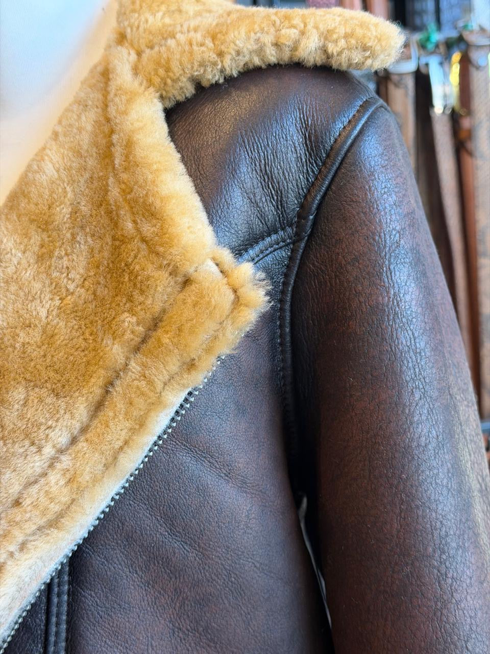 Chamarra para dama AS Glam en piel de borrego uruguayo (Tallas Extras)